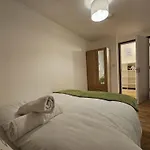 E1 Luxury Apartment