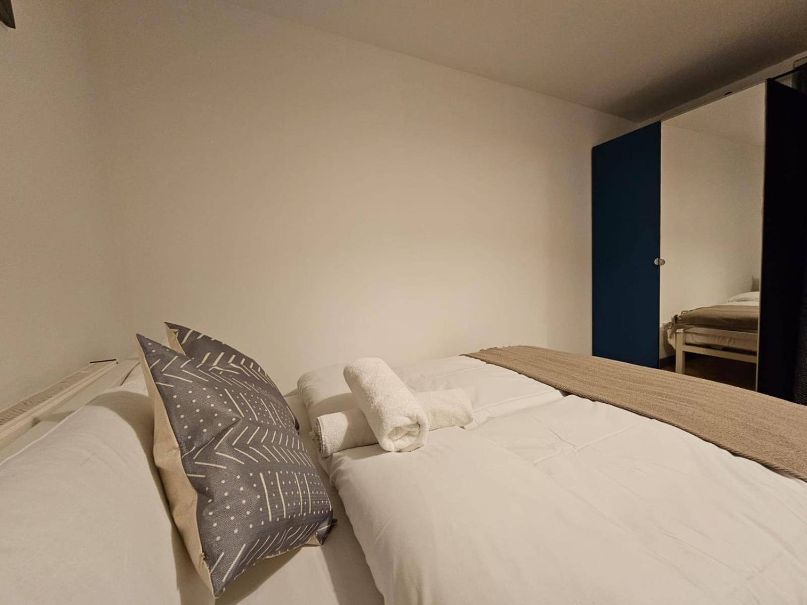 E1 Luxury