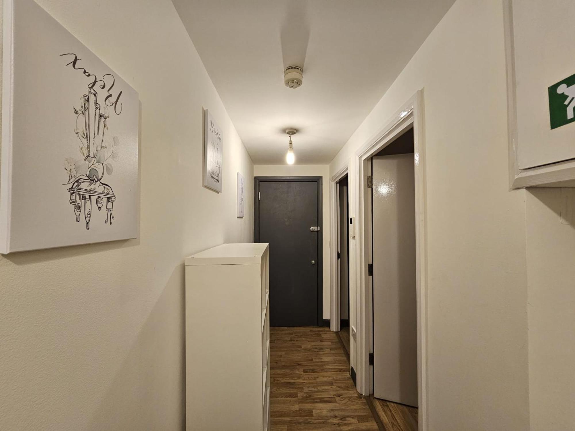 E1 Luxury London